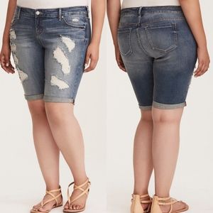 Torrid Boyfriend Bermuda Shorts w/Eyelet Underlay